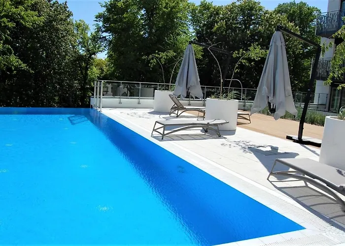 Apartament Nadmorskie Tarasy B202 *