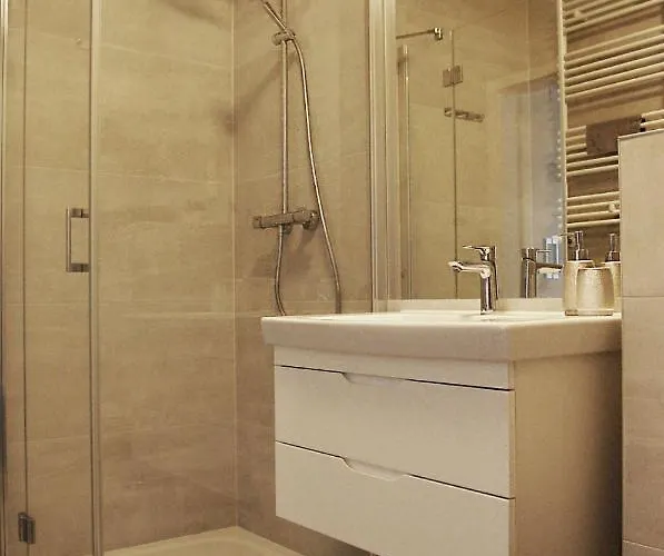 Apartament Nadmorskie Tarasy B202 *